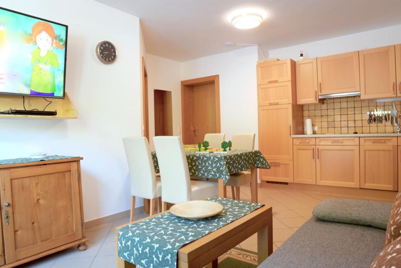One-Bedroom Apartment Terrace,1225523378:JPEG